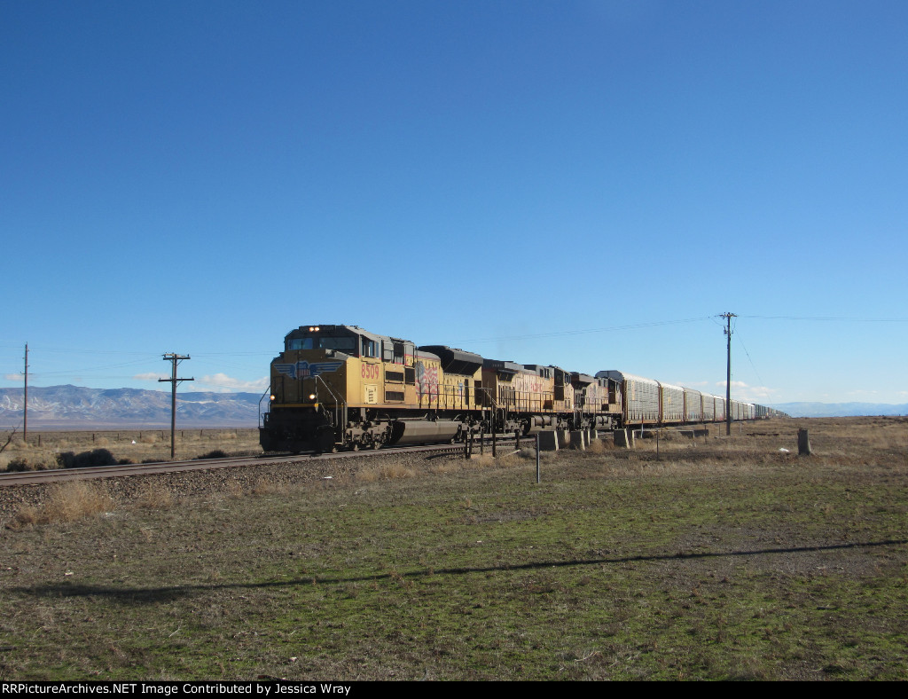 UP 8509 passing the SP ruins at Valmy